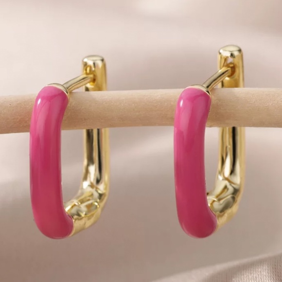 White/Gold Squared Hoop Earrings - Picture 8 of 8